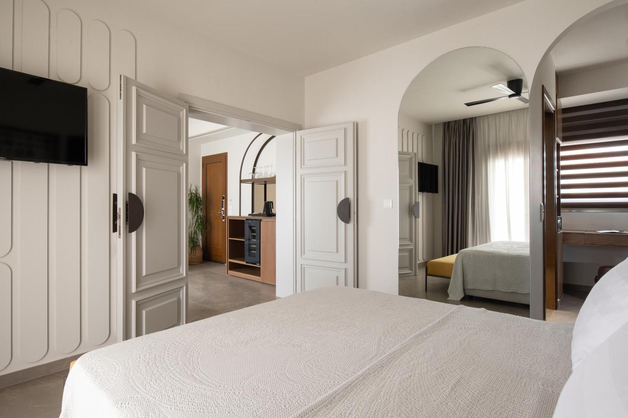 Assano Seafront Luxury Apartment Nikiti  Exterior photo